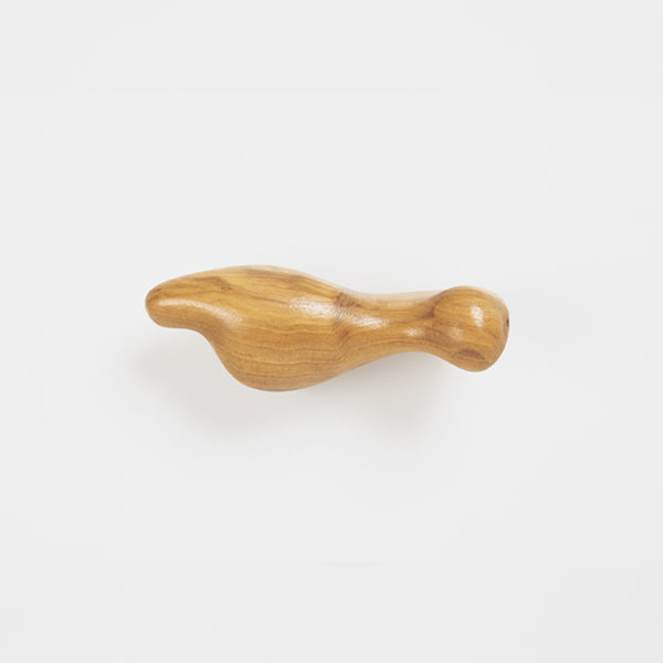 the-handheld-icon-maria-3-in-height-carved-in-centenary-olive-wood-5